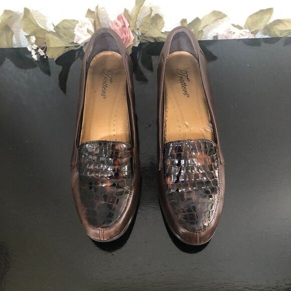 Trotters Loafer Slip-on Size 10M - Picture 3 of 8